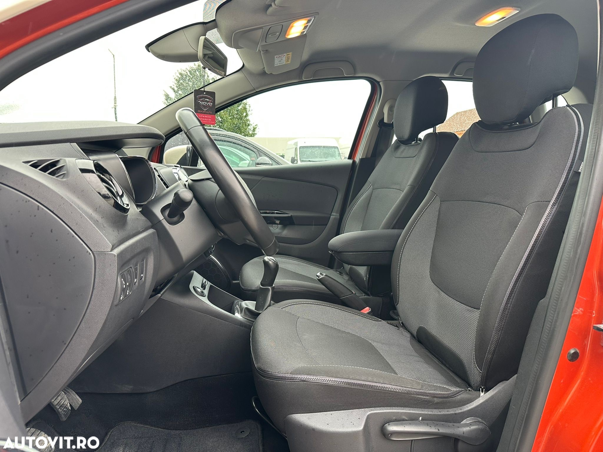 Renault Captur (ENERGY) TCe 90 INTENS - 18