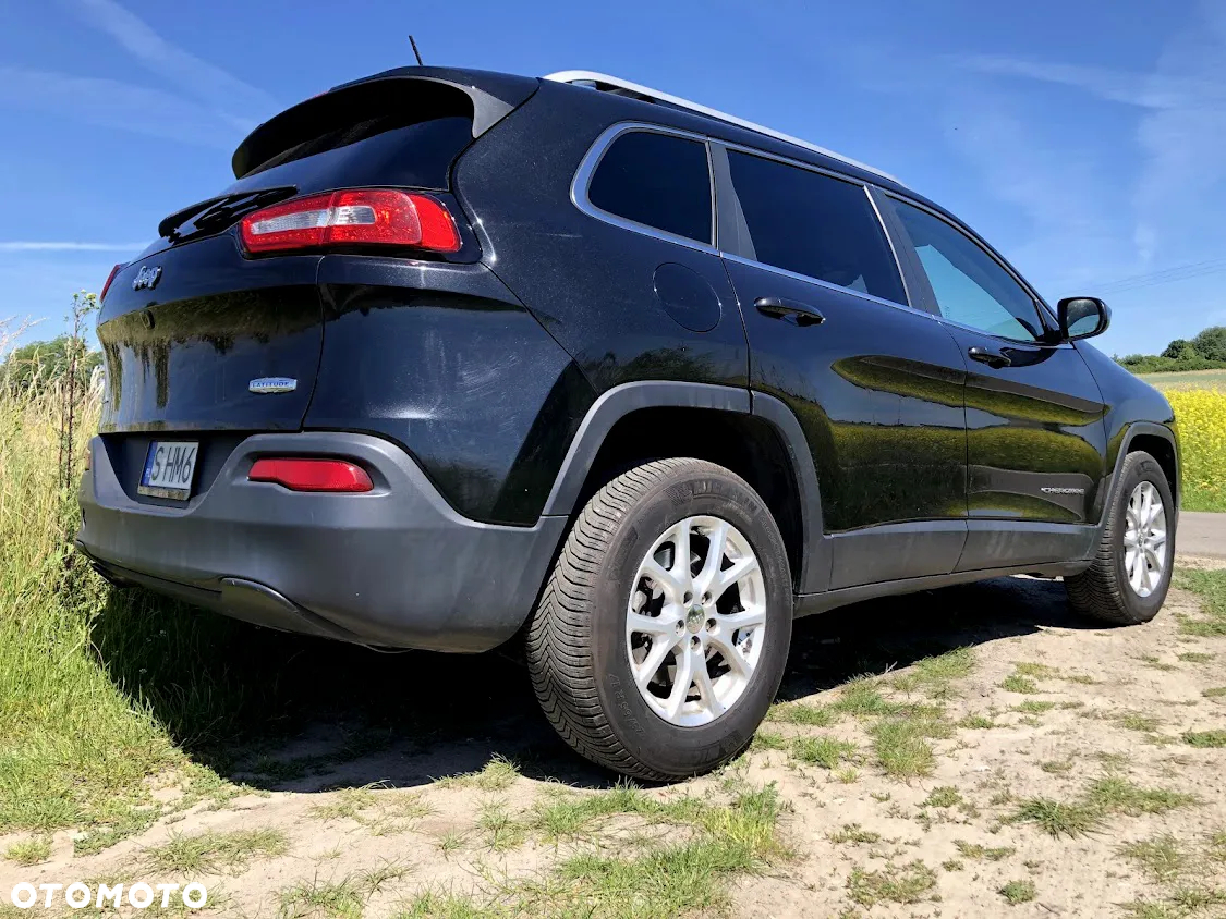 Jeep Cherokee - 20
