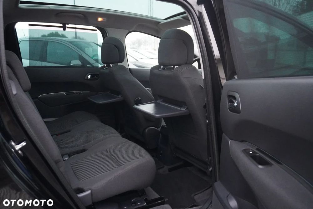 Peugeot 5008 1.6 THP Active 7os - 22