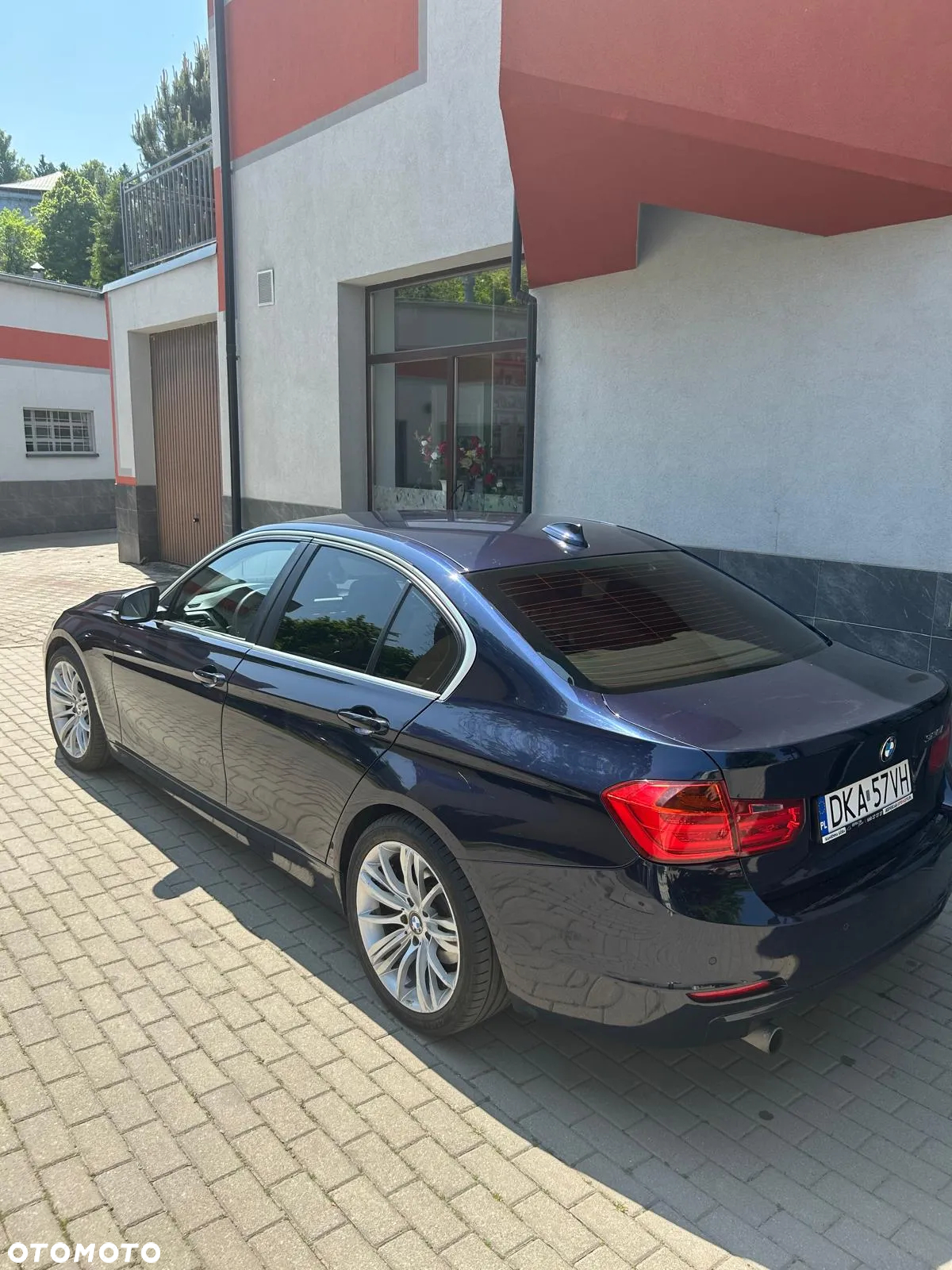 BMW Seria 3 320i Efficient Dynamics Luxury Line - 17