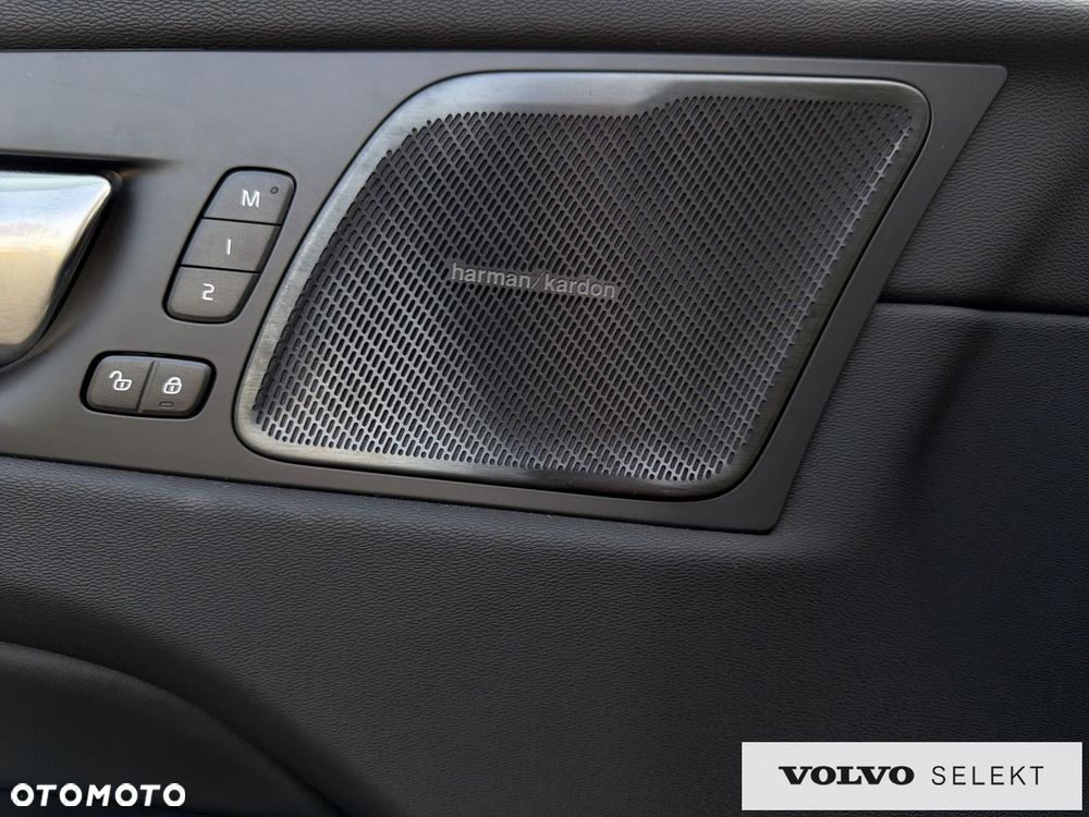 Volvo XC 60 - 18