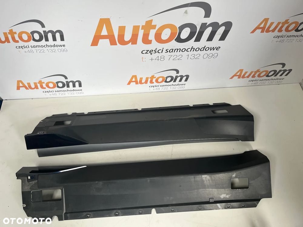 BMW I3  2018r LISTWA PROGOWA LEWA /PRAWA  7368597,7368598 - 1