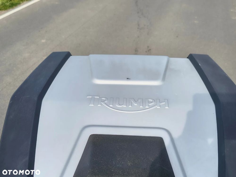 Triumph Tiger - 32