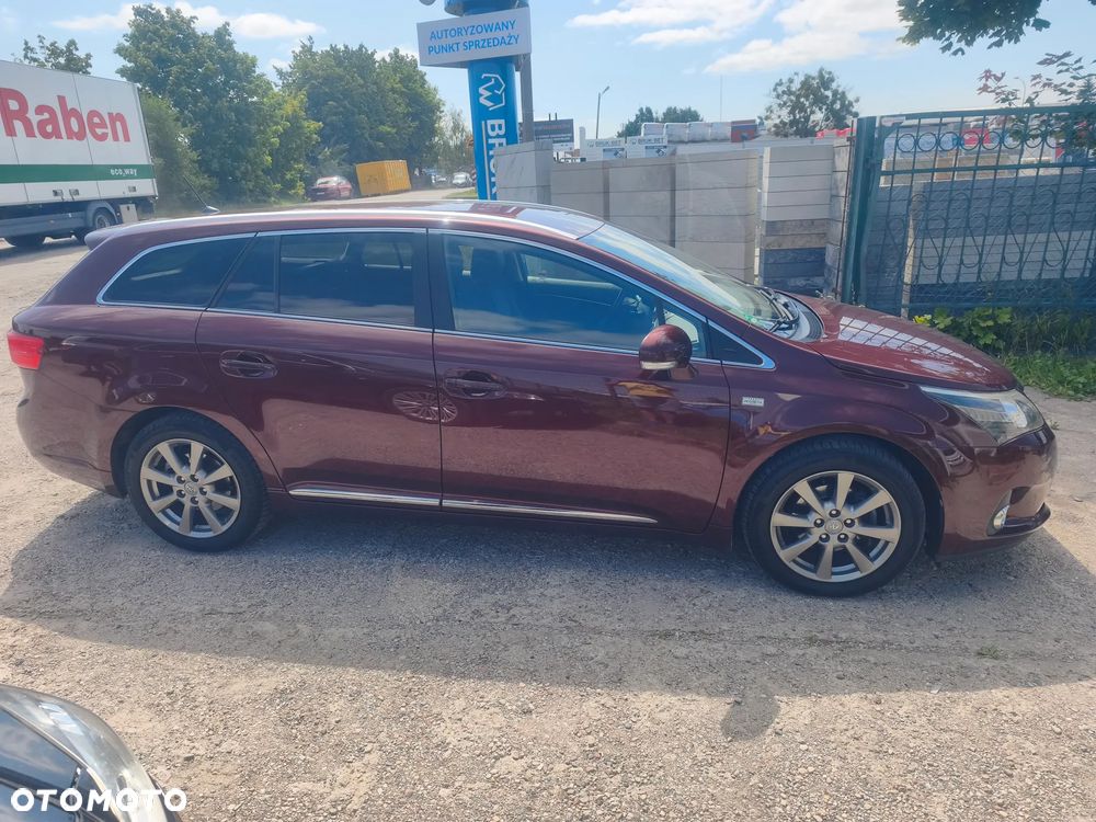 Toyota Avensis 1.8 Executive - 4
