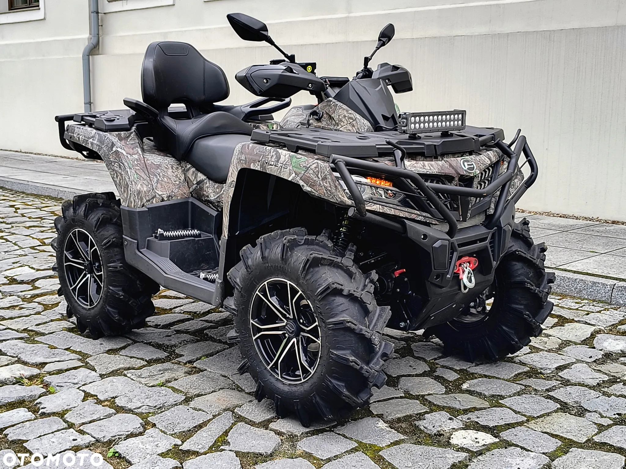 CFMoto CForce - 4
