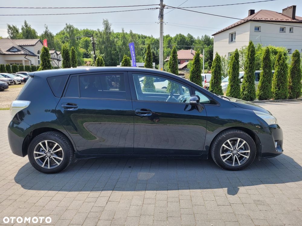 Toyota Verso - 3