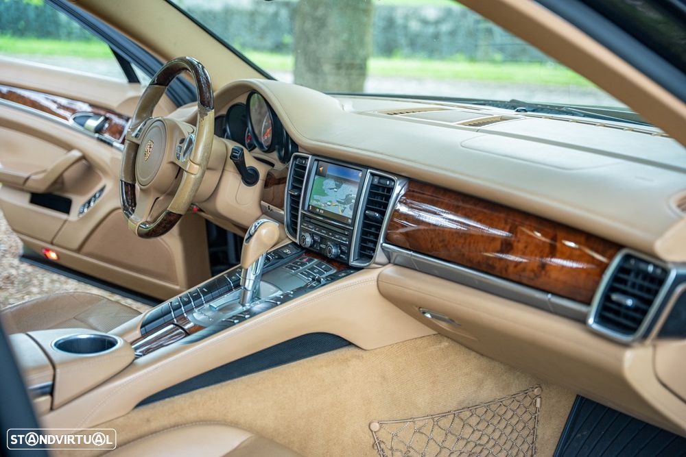 Porsche Panamera 3.0 V6 - 21