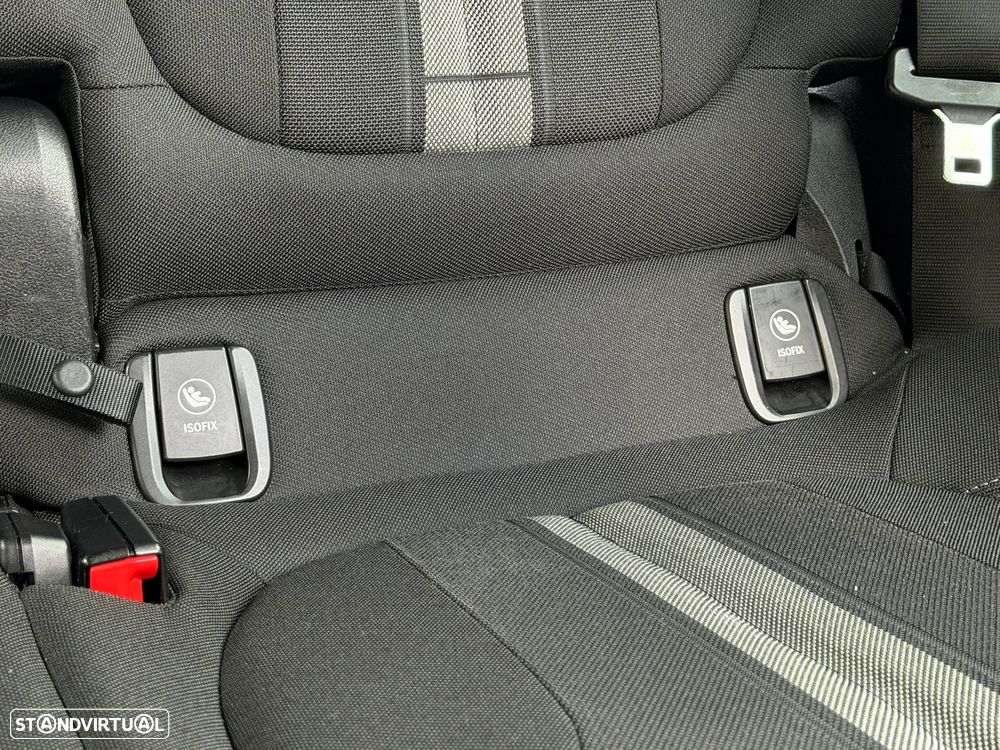 BMW 225xe Active Tourer Advantage - 48