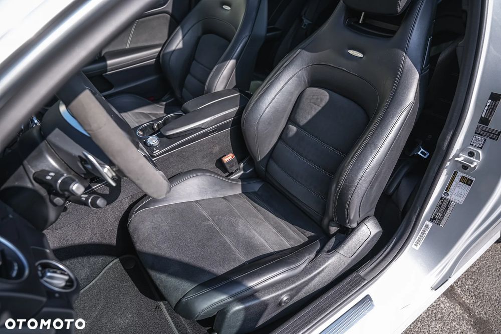 Mercedes-Benz Klasa C 63 AMG Coupe AMG SPEEDSHIFT MCT Edition 507 - 36