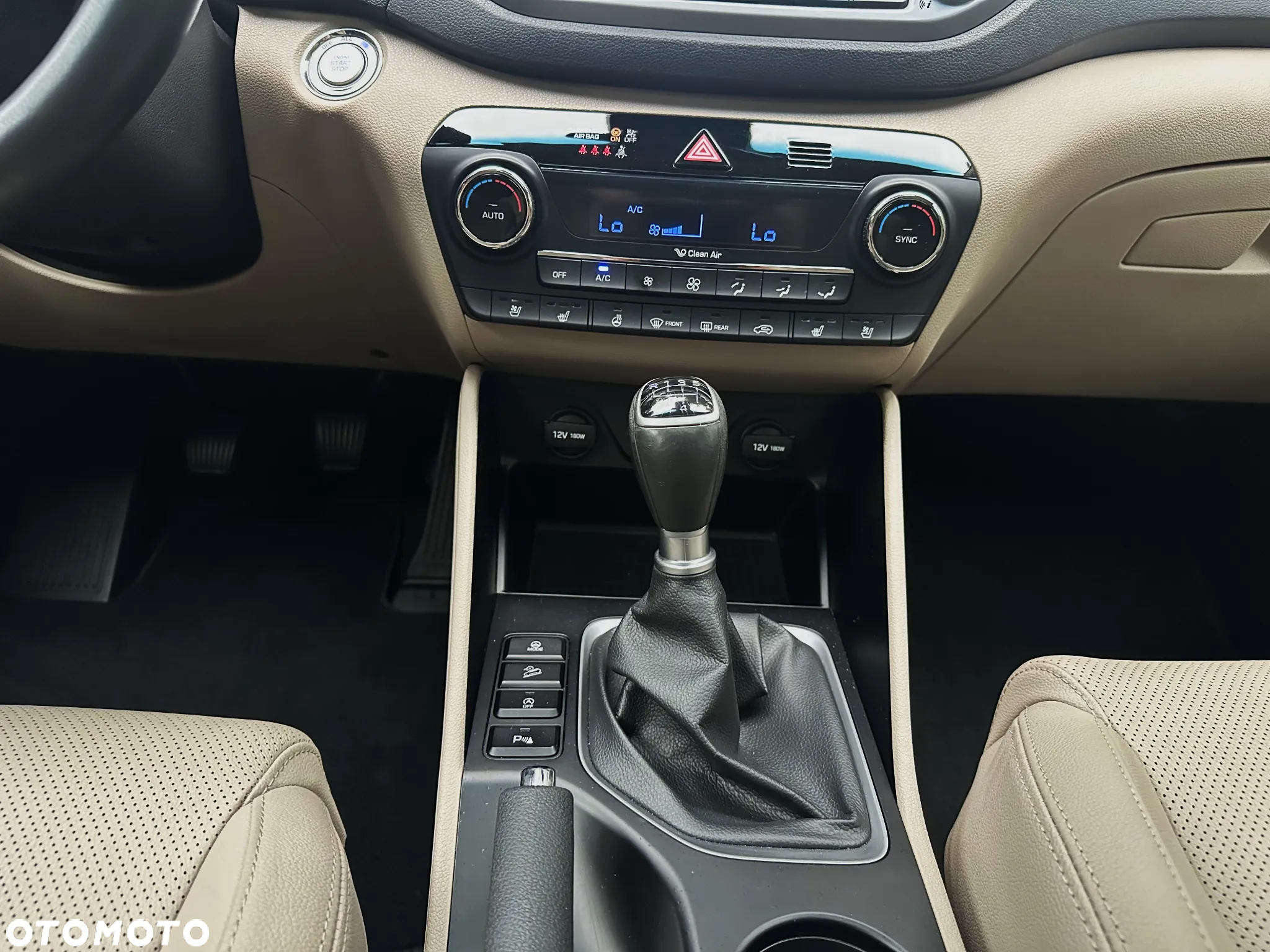 Hyundai Tucson 2.0 CRDI BlueDrive TourdePologne 2WD - 23