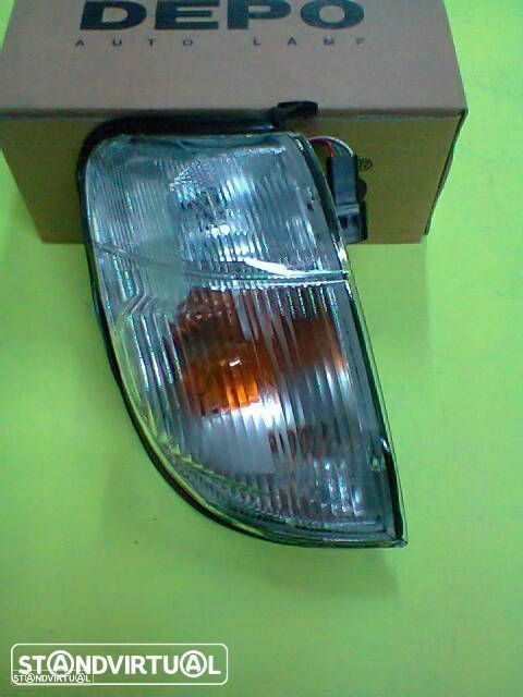 farolins frente nissan D22 navara - 1