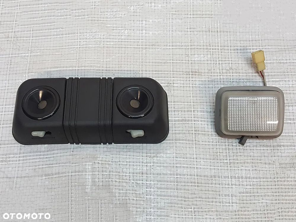 Lampka podsufitki przednia/tylna (oświetlenie) do Suzuki Vitara I