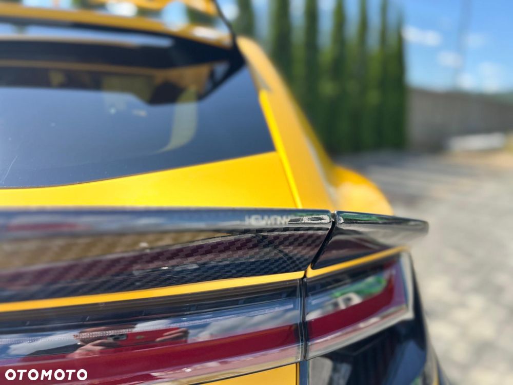 Lamborghini Urus Standard - 16
