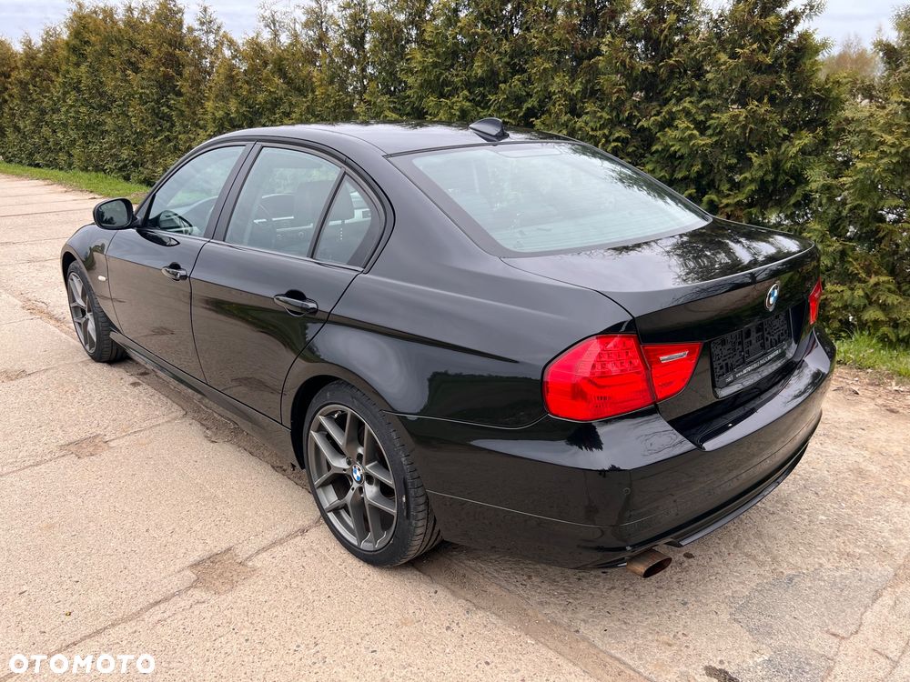 BMW Seria 3 318i - 6