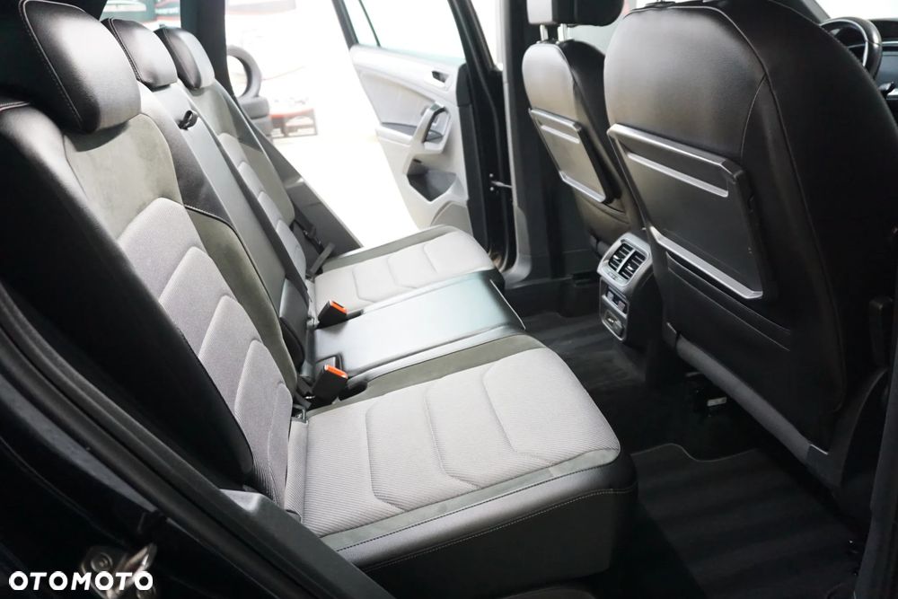Volkswagen Tiguan - 26