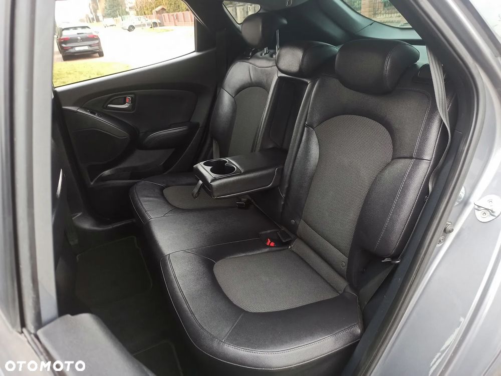 Hyundai ix35 1.7 CRDi 2WD Fifa World Cup Edition - 20