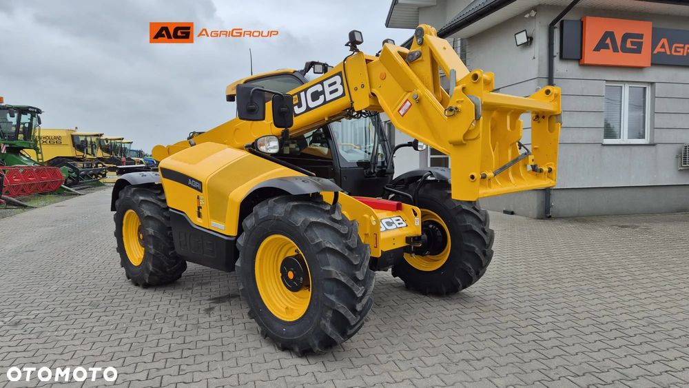 JCB 532-70 AGRI 2019R - 11