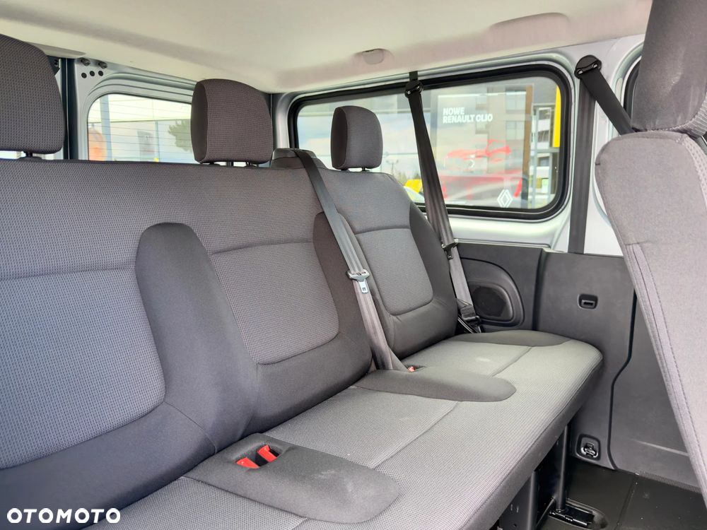 Renault Trafic - 12