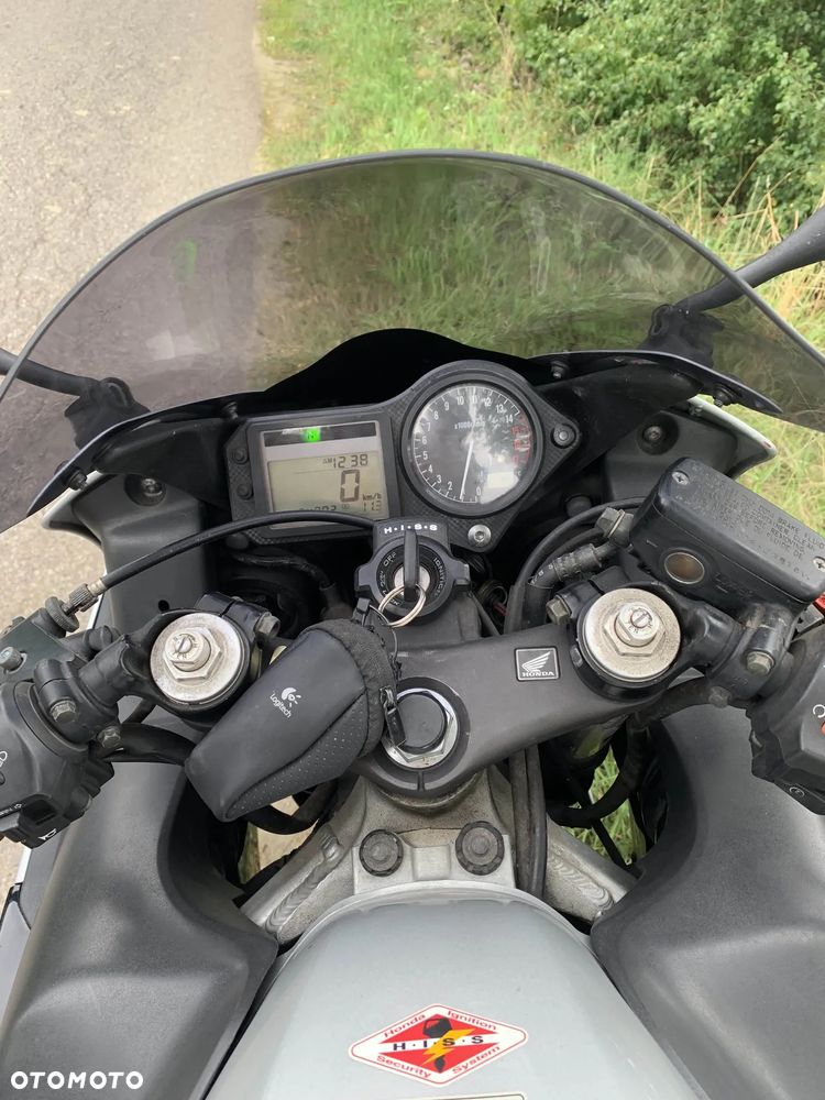 Honda CBR - 5