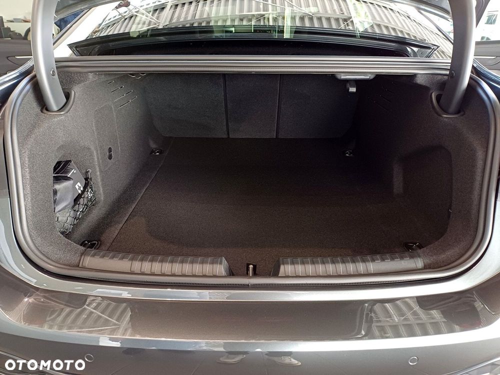 Audi A6 Limousine - 5