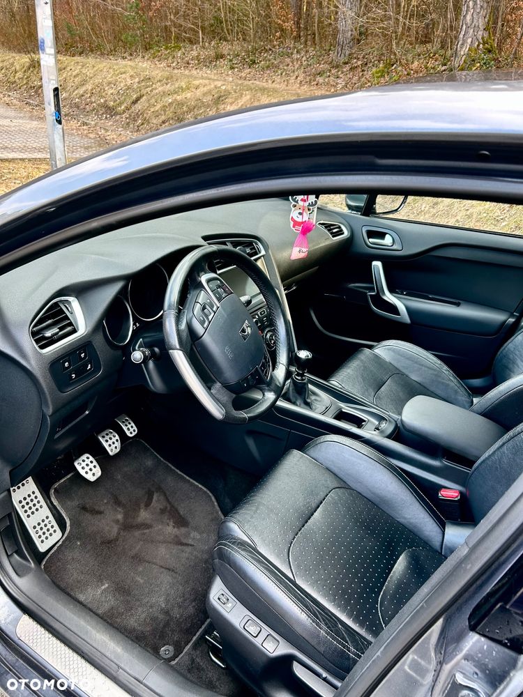 Citroën DS4 2.0 HDi SportChic - 17