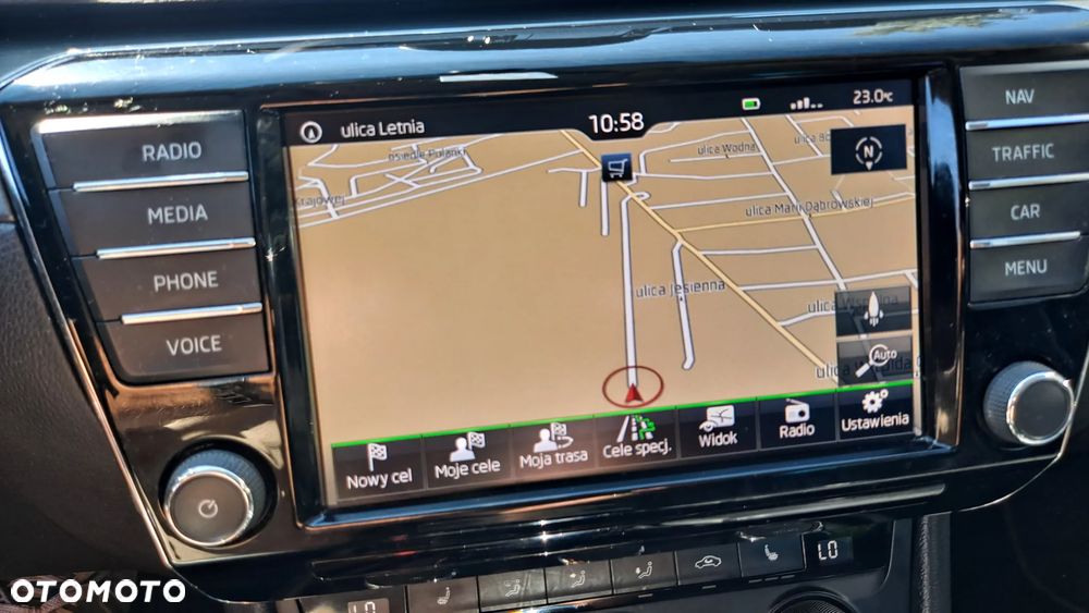 Skoda Superb 2.0 TDI Style DSG - 33