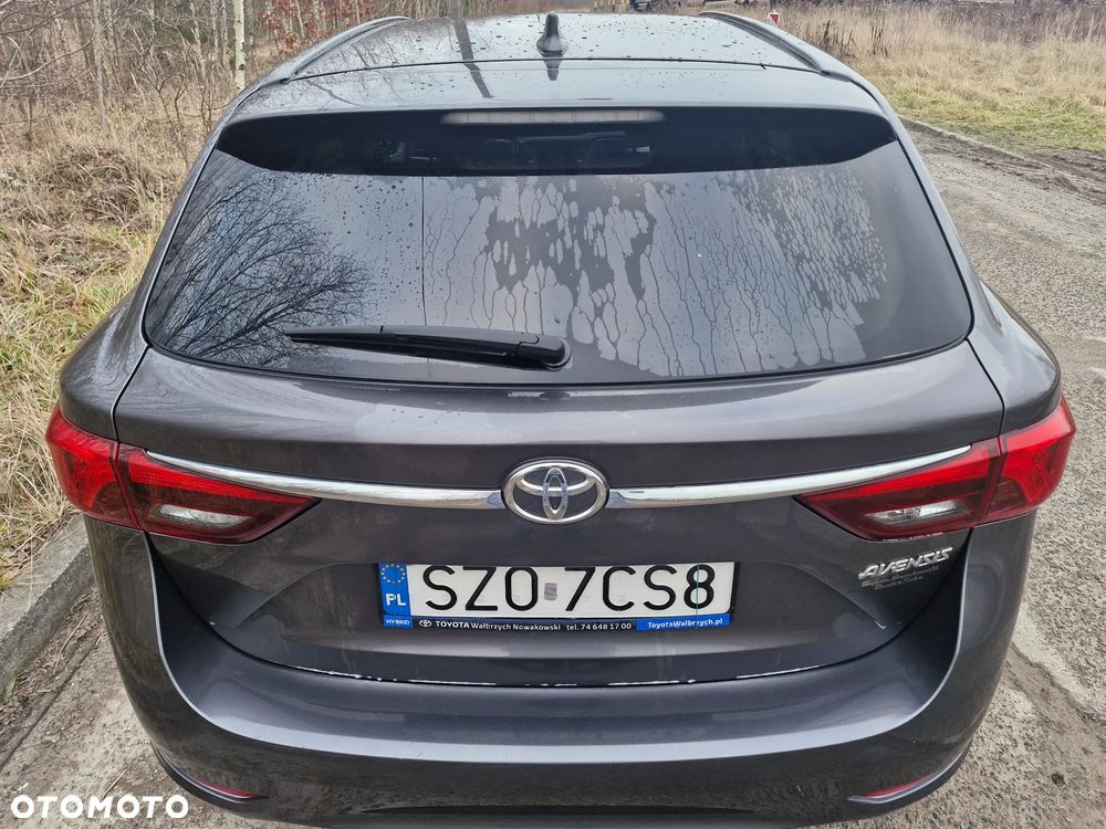 Toyota Avensis 2.0 D-4D Premium - 13