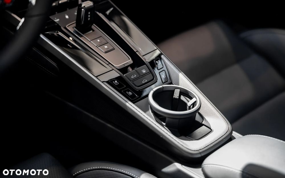 Porsche 911 Carrera S - 11