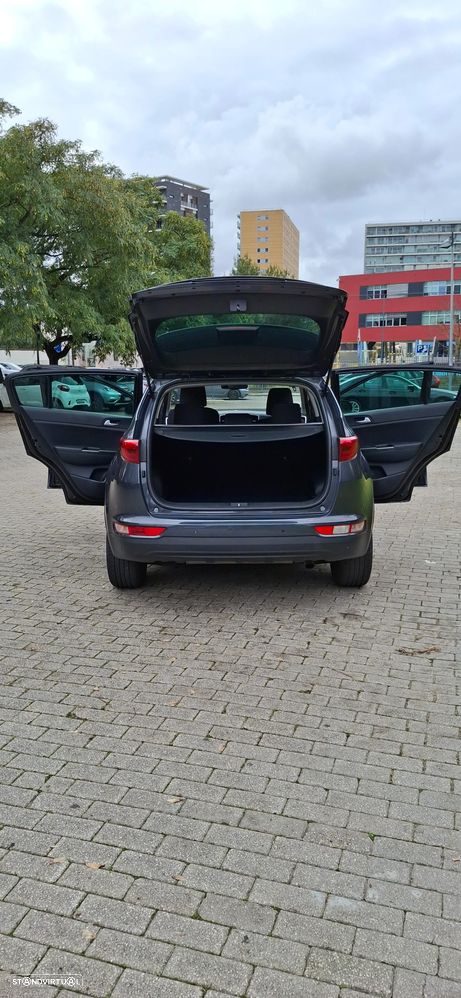 Kia Sportage 1.6 GDI ISG Nav Line - 11