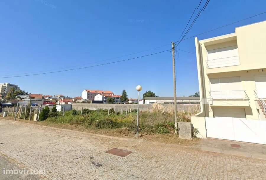 Lote terreno urbano em Santa Maria de Lamas - Grande imagem: 2/3
