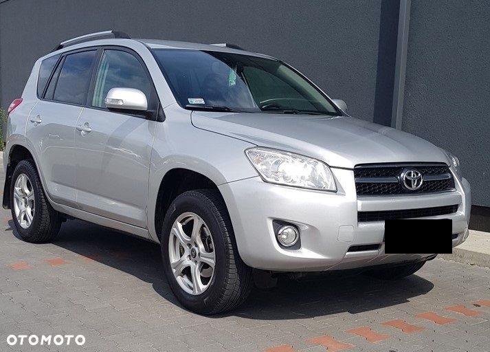 Toyota RAV4 - 2