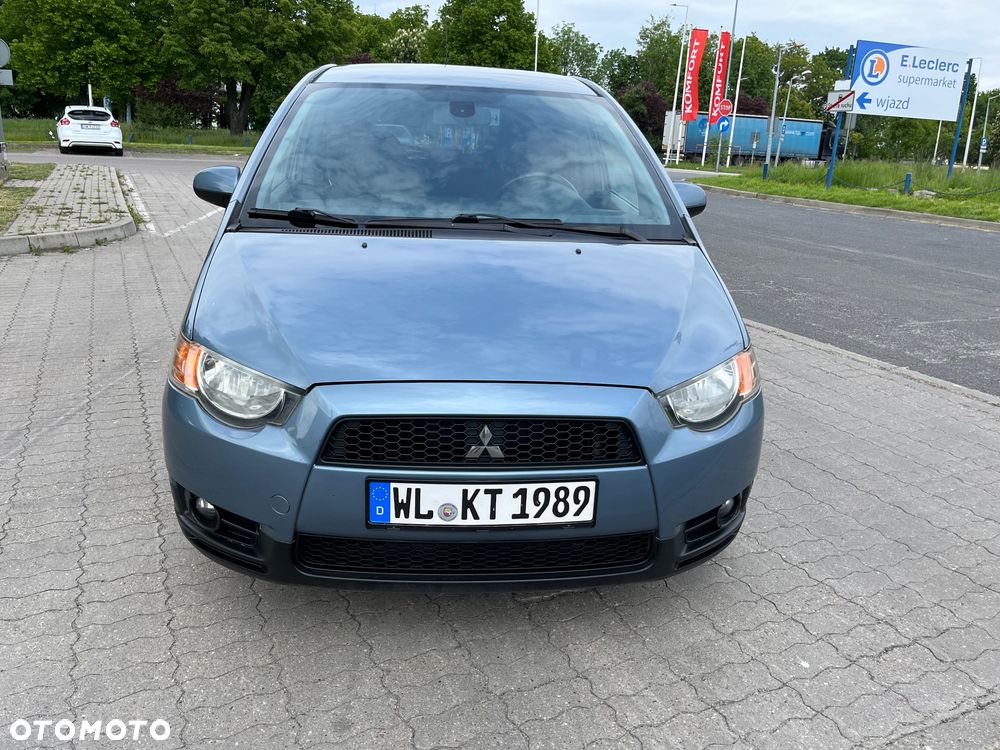 Mitsubishi Colt - 2