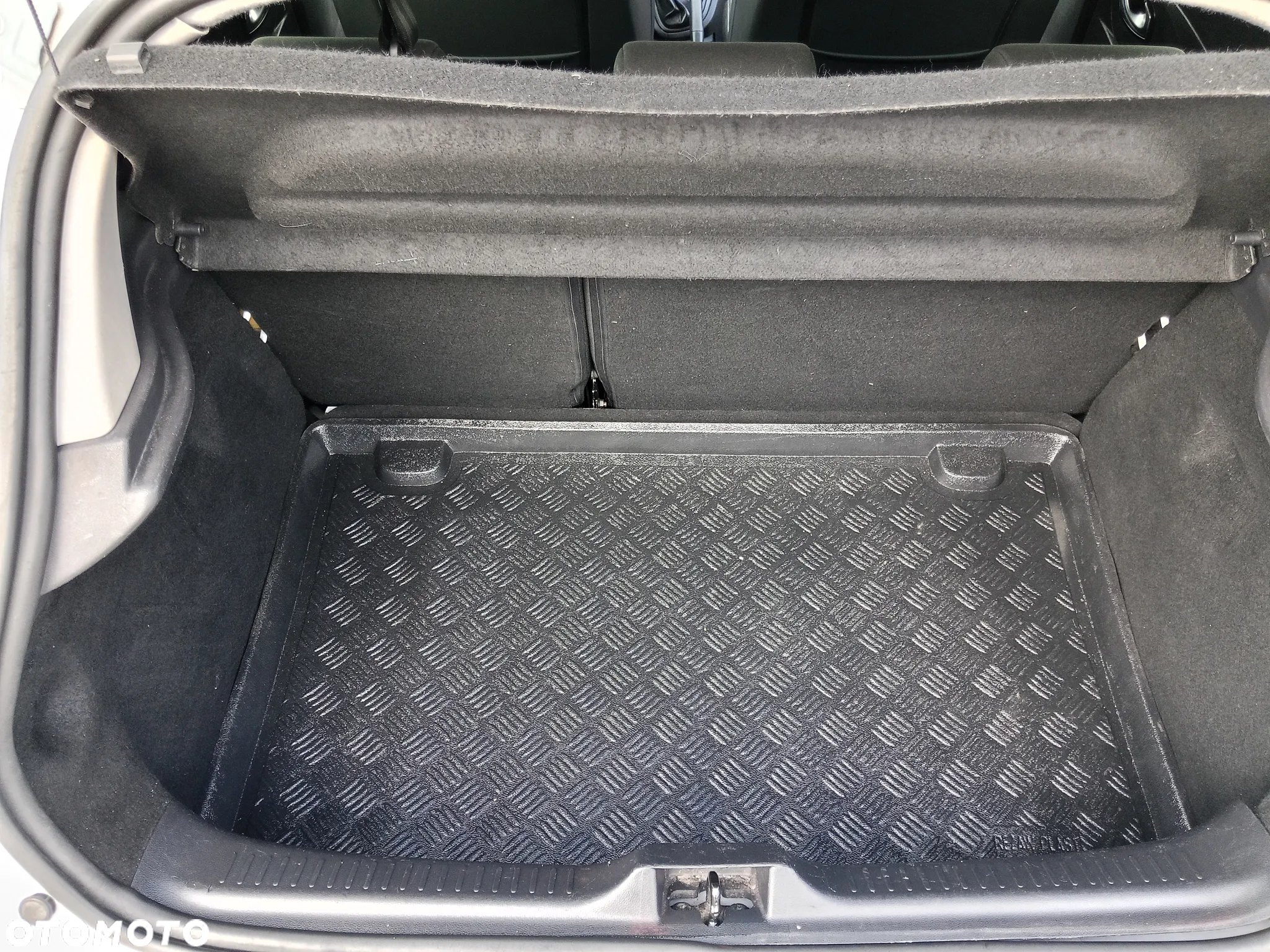 Renault Clio 1.5 dCi Energy Intens - 15