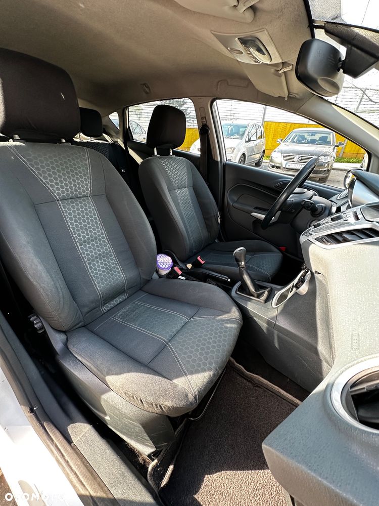 Ford Fiesta 1.4 TDCI - 9