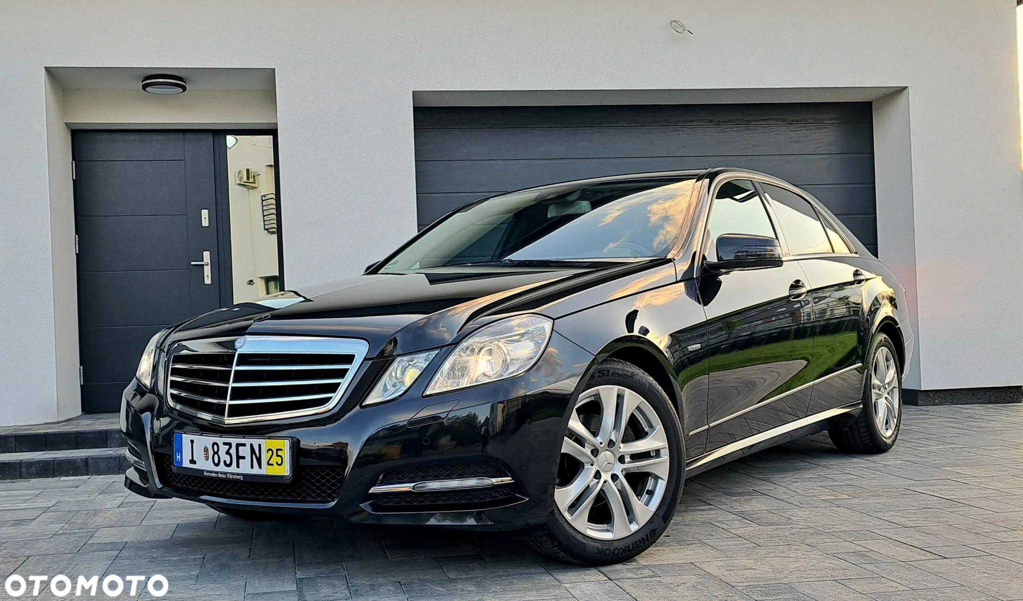 Mercedes-Benz Klasa E 200 CGI BlueEffICIENCY Avantgarde - 17
