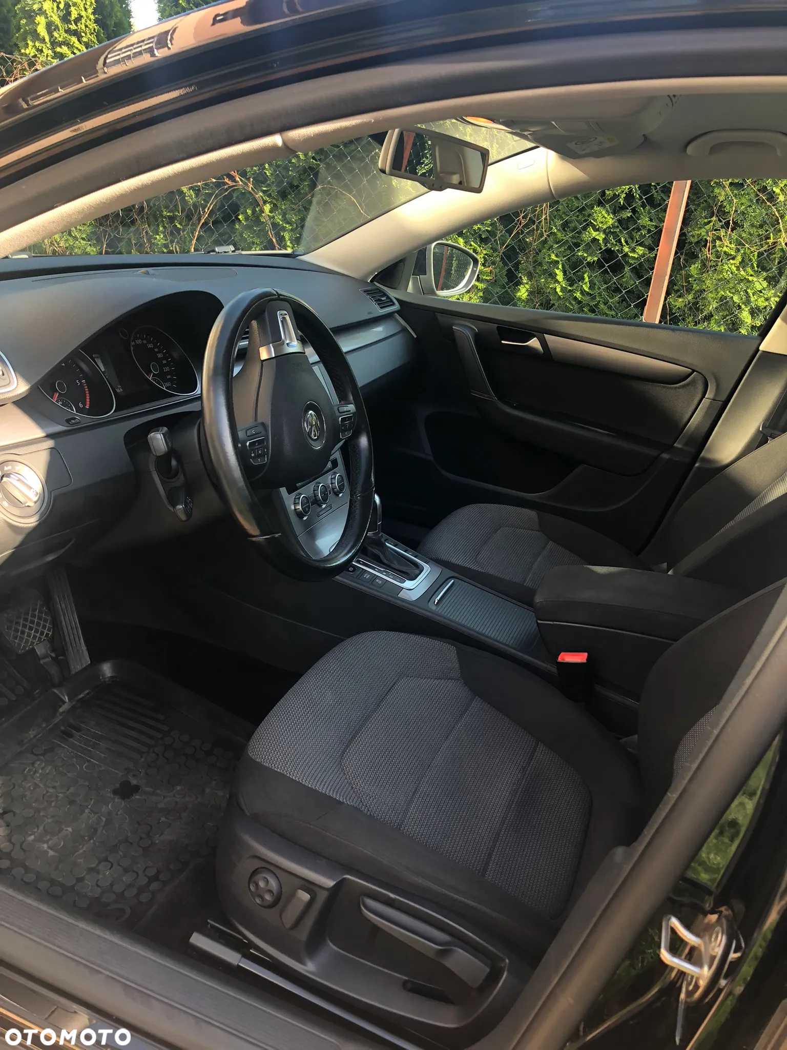Volkswagen Passat Variant 2.0 TDI DSG BlueMotion Technology Comfortline - 5