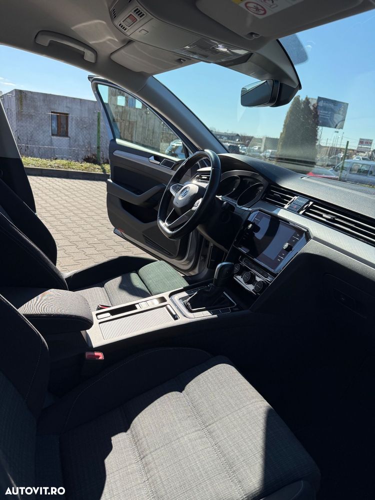 Volkswagen Passat 2.0 TDI DSG Comfortline - 10