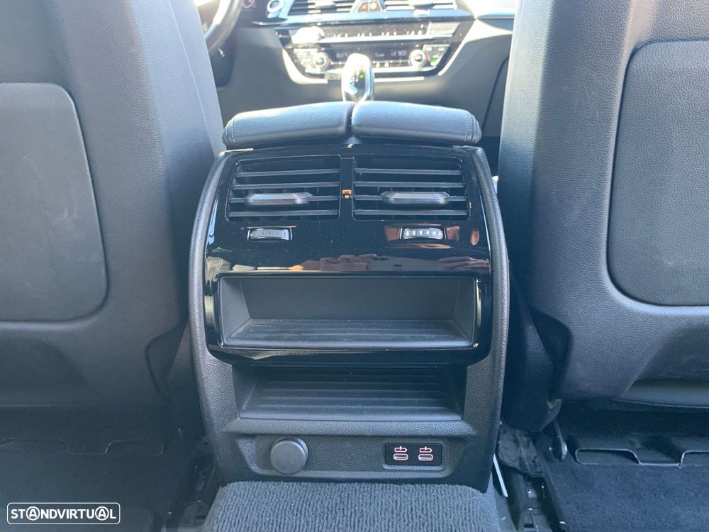 BMW 530 e Pack Desportivo M Pro - 44