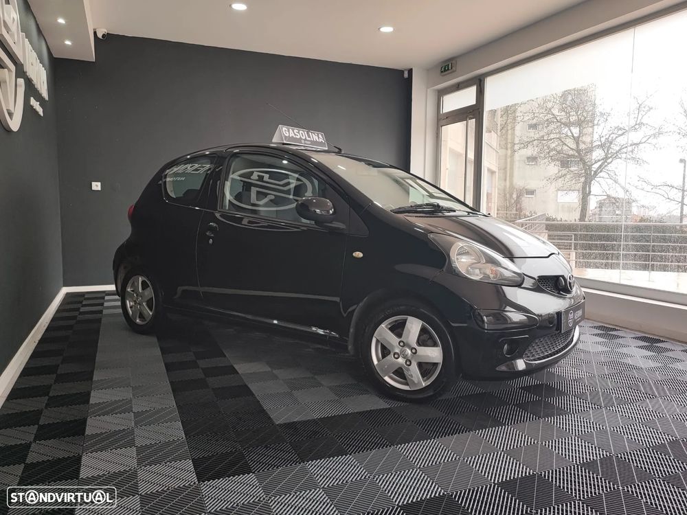 Toyota Aygo 1.0 + AC - 12