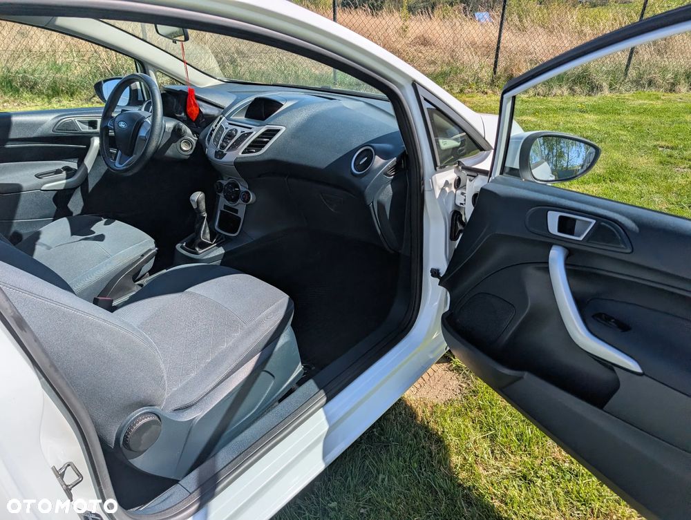 Ford Fiesta 1.25 Trend Edition - 25