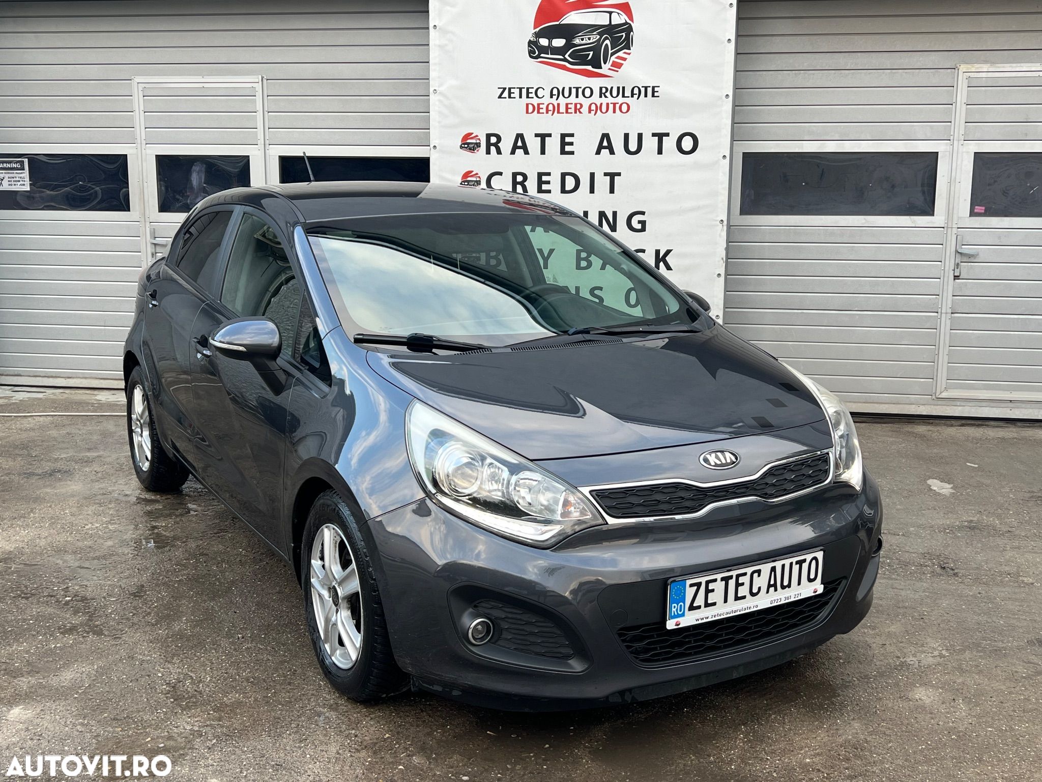 Kia Rio 1.4 CRDi 90 Platinum Edition - 1