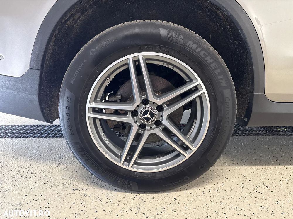 Mercedes-Benz GLC 220 d 4MATIC 9G-TRONIC - 32