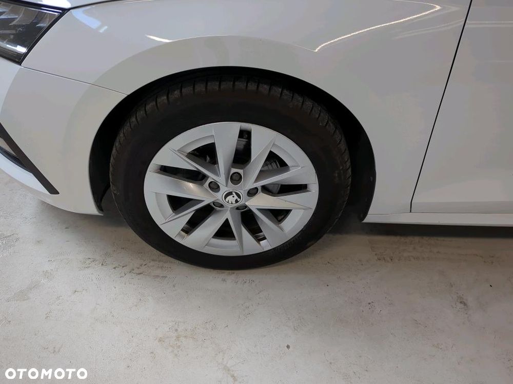 Skoda Octavia 1.5 TSI ACT Ambition - 5
