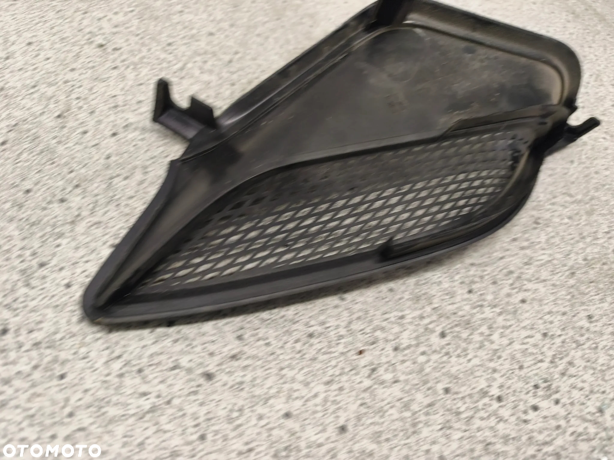 Wlot powietrza, kratka, wypełnienie, osłona Piaggio NRG - 9