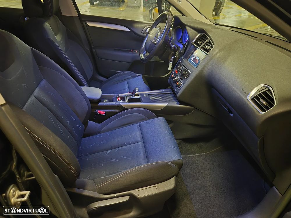 Citroën C4 e-HDi 115 ETG6 Selection - 40