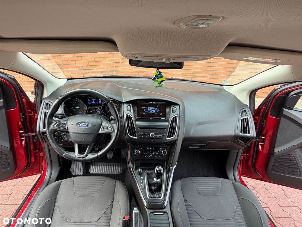 Ford Focus 1.0 EcoBoost Titanium - 7