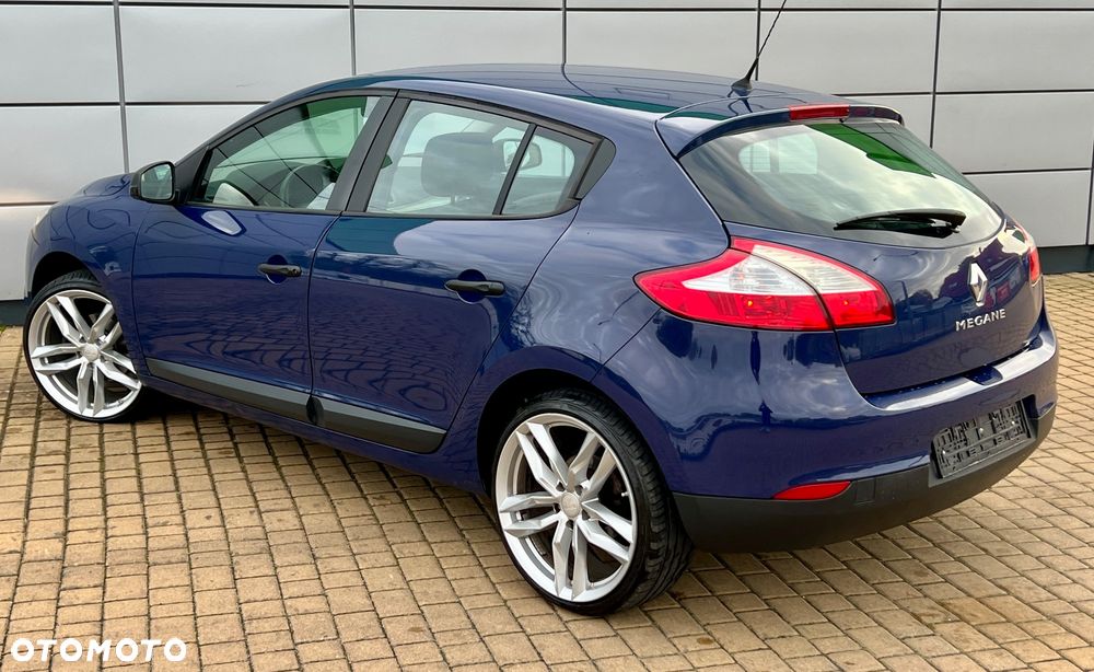 Renault Megane 1.6 16V Color Edition - 10