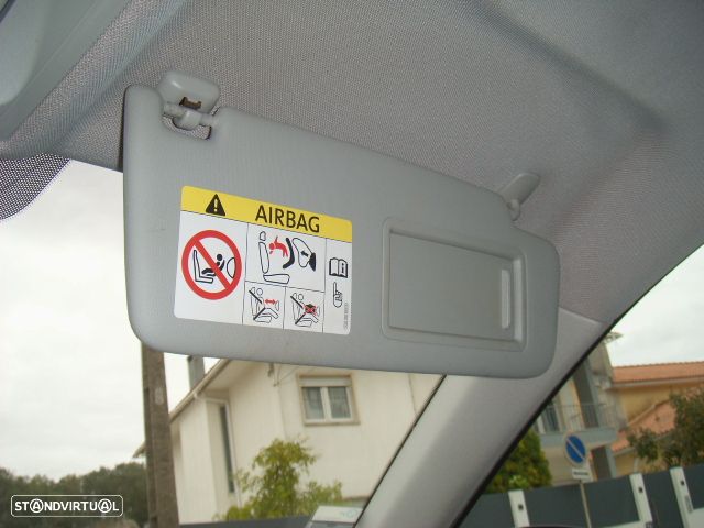 Audi A3 Limousine 1.6 TDI Business Line Attraction Ultra - 29