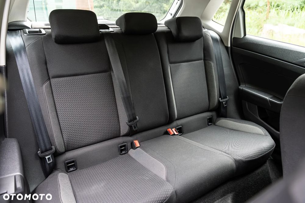 Volkswagen Polo 1.0 - 39