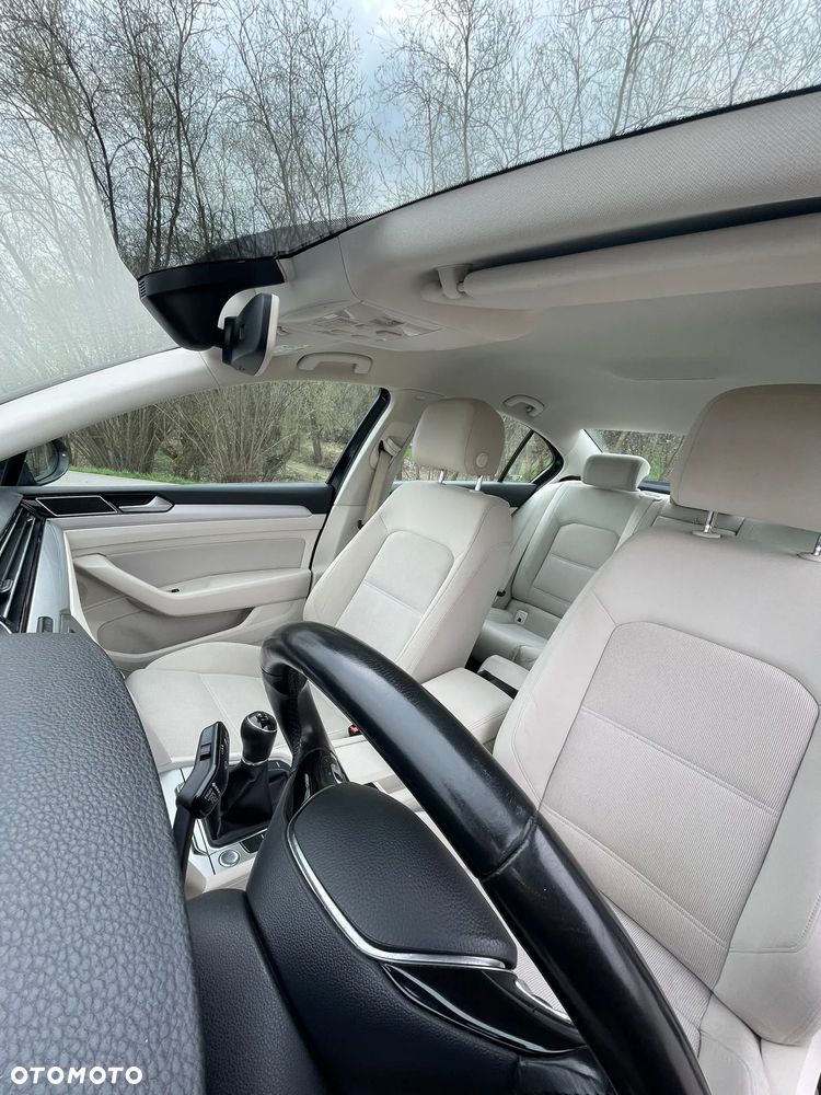 Volkswagen Passat 1.4 TSI BMT ACT Comfortline - 10